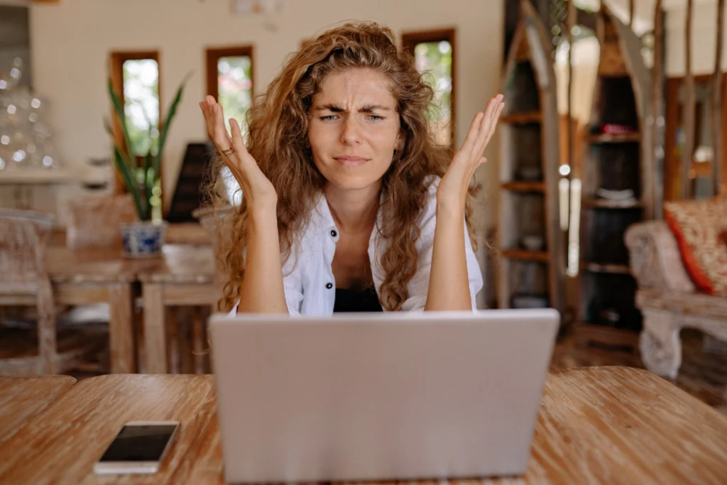 Mismatch between broker’s pitch and actual follow-through