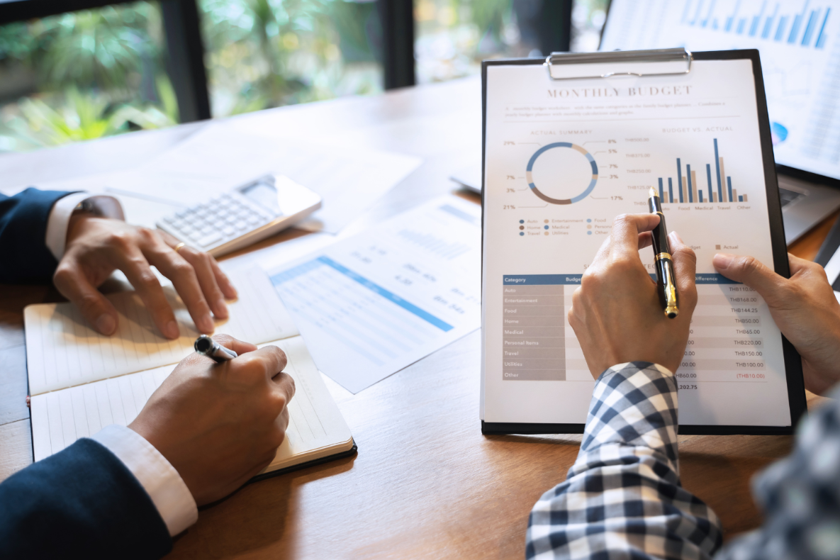 People review charts.